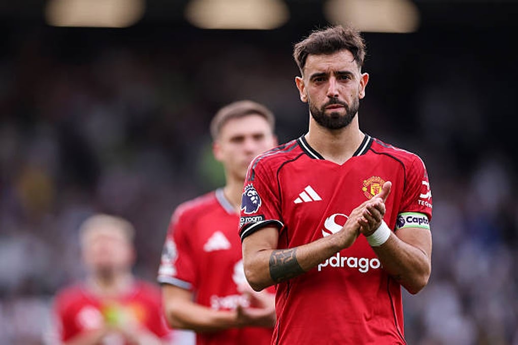 Báo Anh tiết lộ tương lai của Bruno Fernandes tại Man Utd - 1