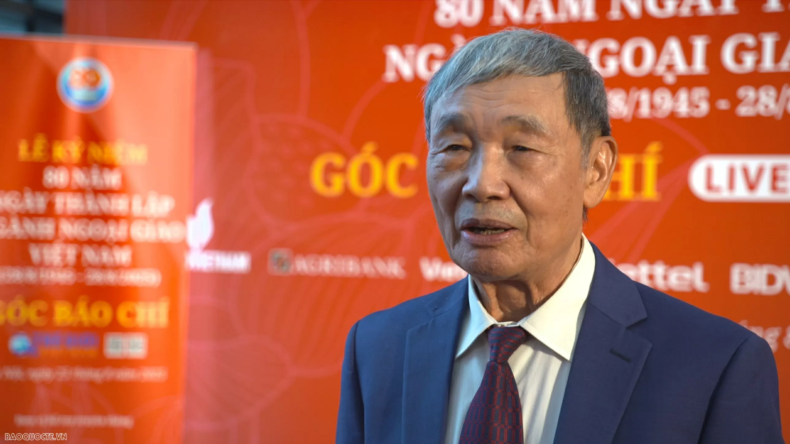 80 năm ngoại giao Việt Nam: Những cổ thụ che mát mầm xanh