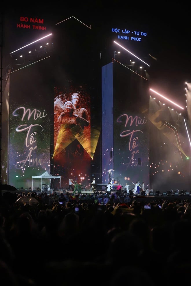 4,2 tỉ đồng từ concert 'Việt Nam trong tôi' gửi đến bà con vùng lũ- Ảnh 3.