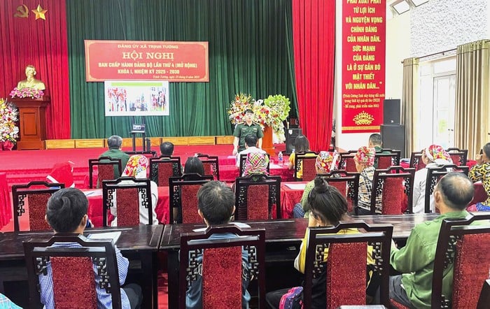 Tập huấn kỹ thuật chăn nuôi cho người dân xã Trịnh Tường- Ảnh 1.