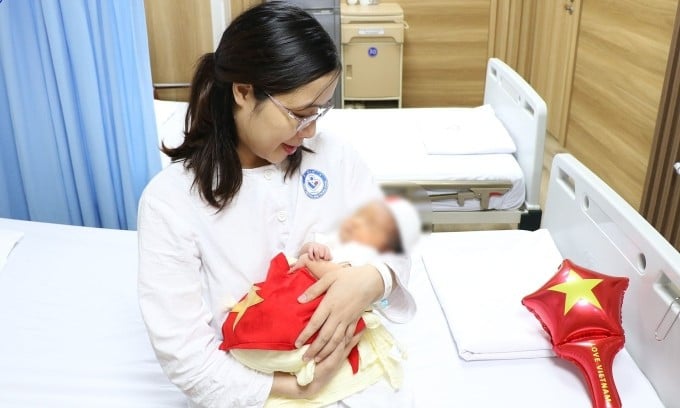 Em bé chào đời khỏe mạnh tại Bệnh viện Phụ sản Trung Ương. Bệnh viện cung cấp.