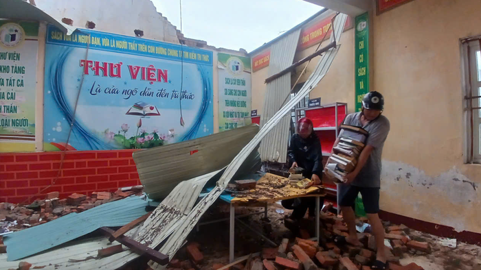 Hà Tĩnh: Các trường gấp rút khắc phục hậu quả sau bão, quyết tâm khai giảng đúng hẹn- Ảnh 3.