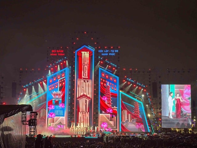 Concert Việt Nam trong tôi hướng tới đồng bào miền Trung- Ảnh 1.