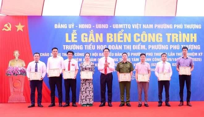 Phường Phú Thượng khánh thành công trình chào mừng 80 năm Cách mạng tháng Tám thành công và Quốc khánh 2/9- Ảnh 4.