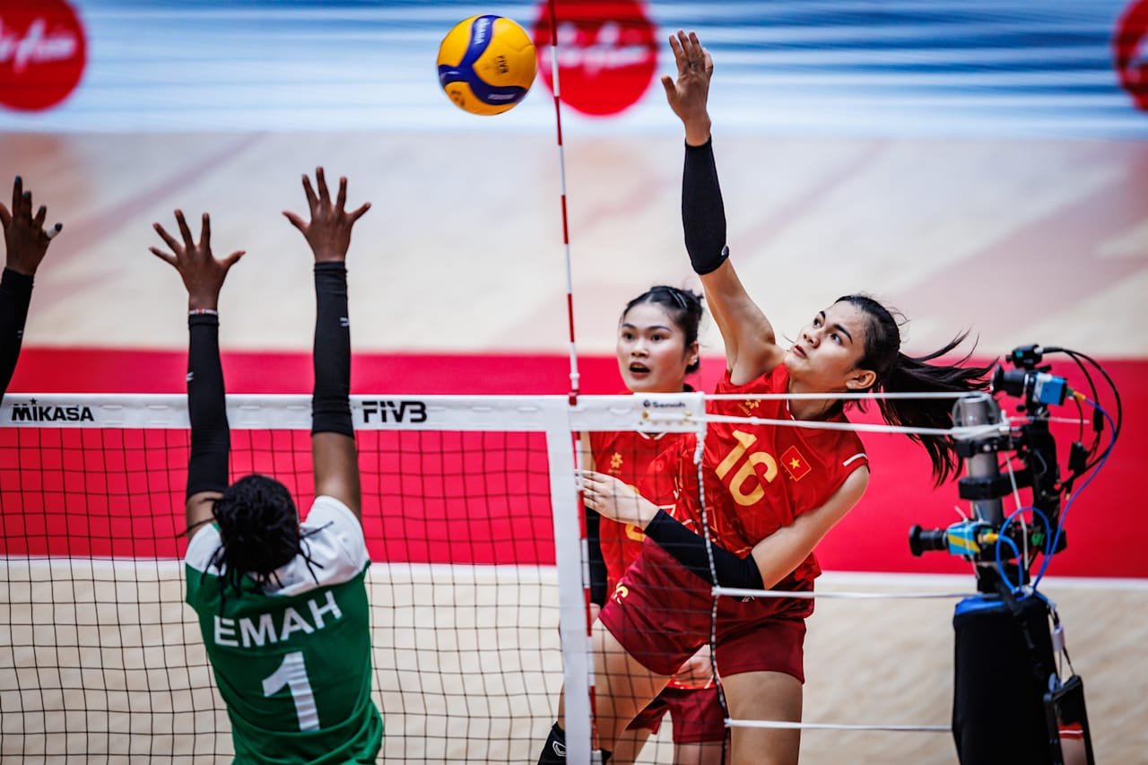 Voleibol de Vietnam y Kenia 2.jpg