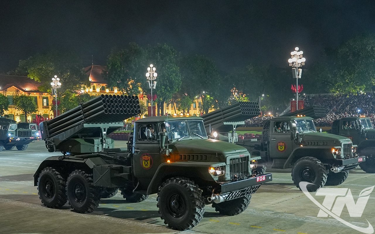 Nhiều loại khí tài lần đầu tiên xuất hiện tại buổi sơ duyệt