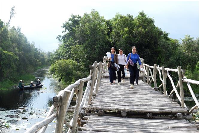 Khai thác lợi thế đa dạng, Tây Ninh tăng tốc phát triển du lịch - Ảnh 1.