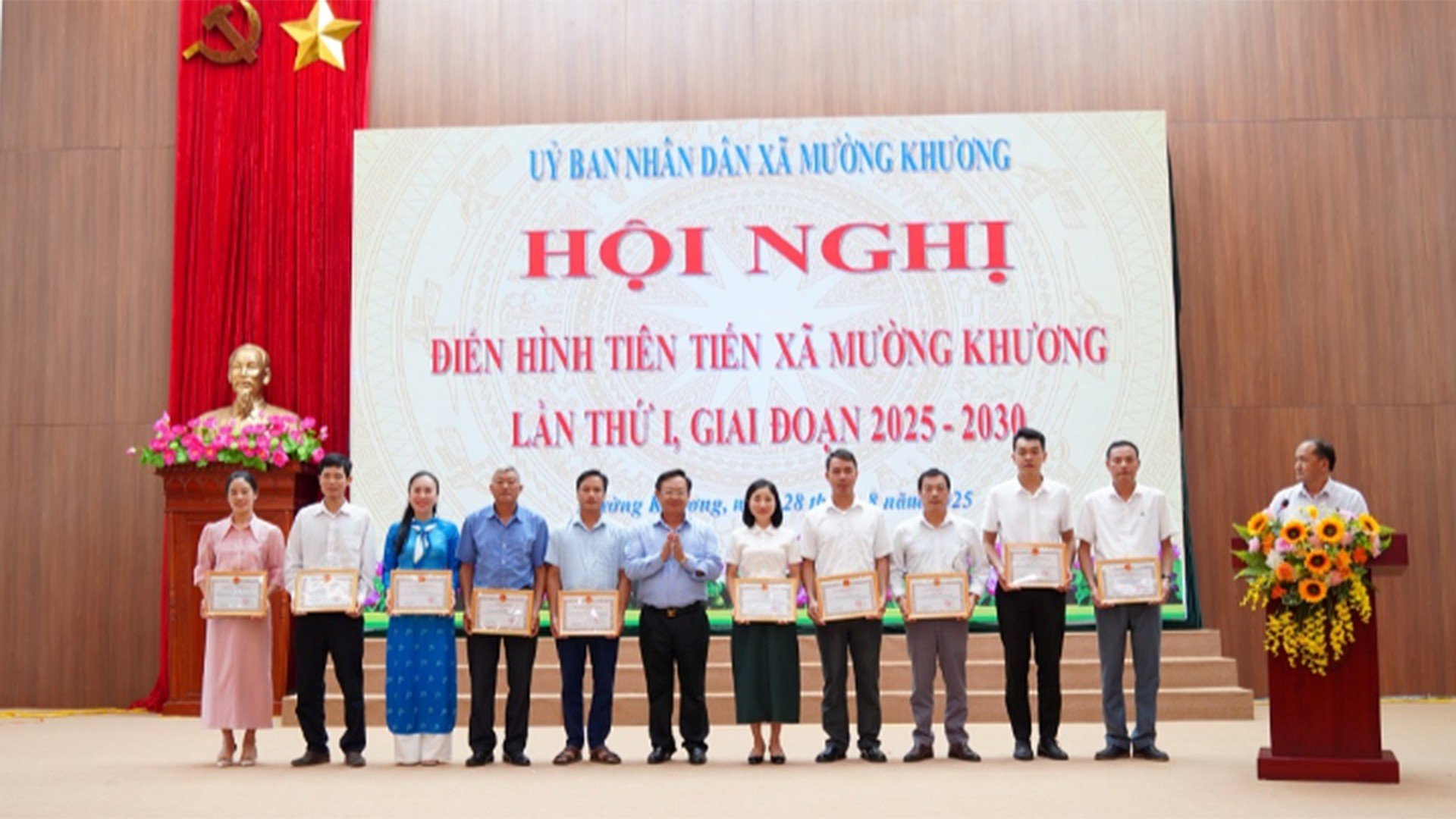 28-8-muongkhuong4.jpg