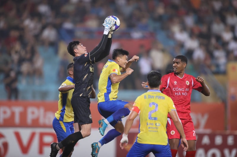 តើអ្នកណាជាអ្នកបង្កើត Hat-trick ដំបូងរបស់ V.league 2025/2026? -0