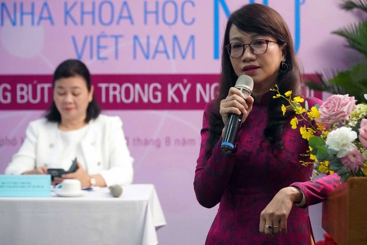 Tỉ lệ nhà khoa học nữ ở Việt Nam cao hơn nhiều nước phát triển- Ảnh 1.