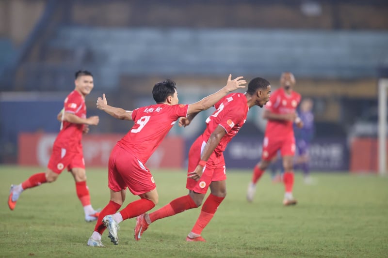 តើអ្នកណាជាអ្នកបង្កើត Hat-trick ដំបូងរបស់ V.league 2025/2026? -0