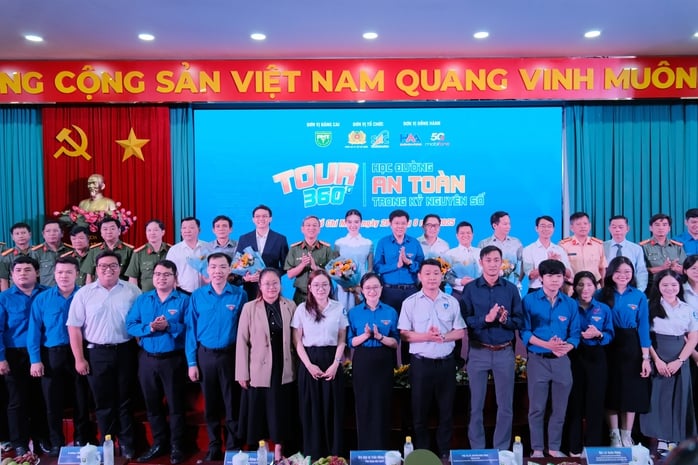  Tổ chức chuỗi hoạt động nâng cao kỹ năng phòng chống lừa đảo cho cho học sinh, sinh viên TP HCM - Ảnh 1.