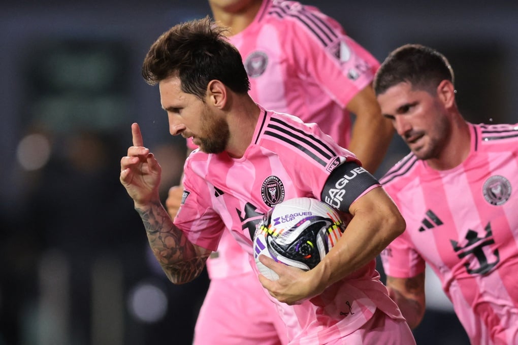 Lionel Messi scores a superb double, Inter Miami comes from behind to reach the final - 1