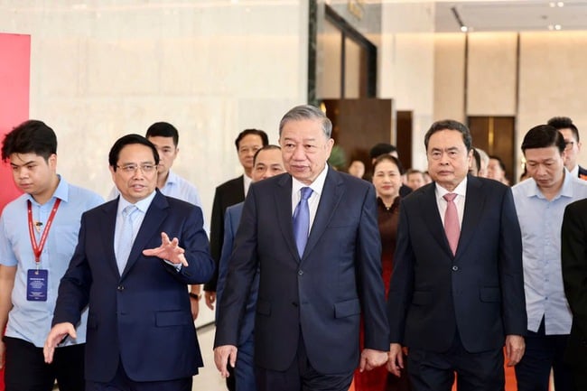 Ảnh: Lãnh đạo Đảng, Nhà nước dự Lễ khai mạc Triển lãm thành tựu Đất nước &quot;80 năm hành trình Độc lập- Tự do- Hạnh phúc&quot; - Ảnh 1.