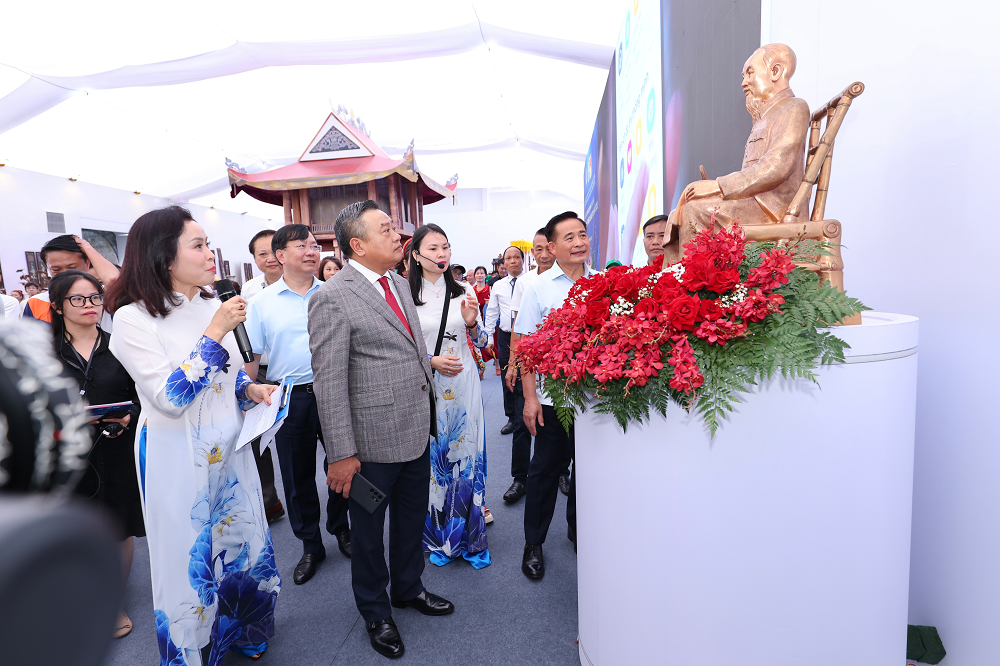 Honoring cultural values, affirming the vision of sustainable development of the Capital - photo 3