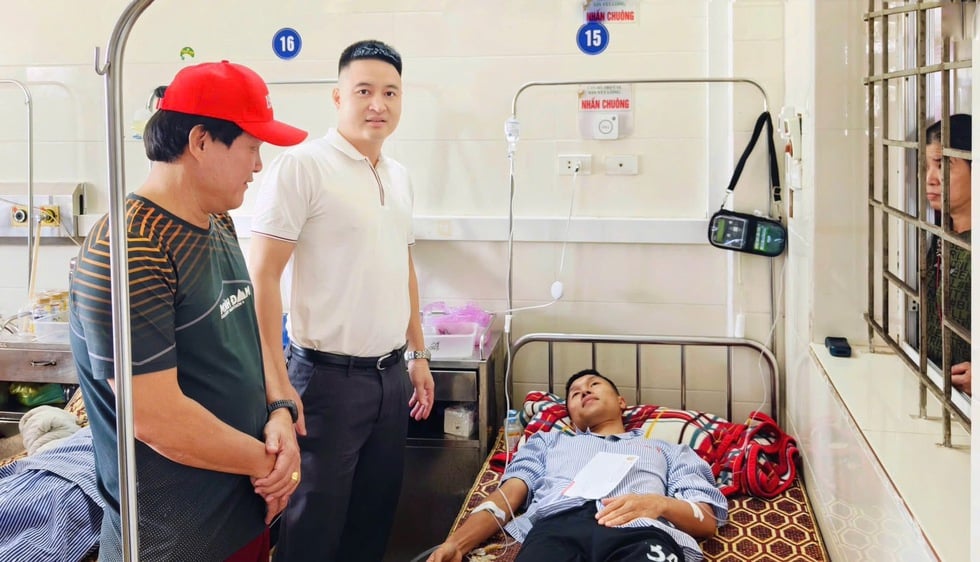 HLV Kim đã biết tin Doãn Ngọc Tân bị gãy xương sườn, chưa gọi người thay thế ở đội tuyển- Ảnh 2.