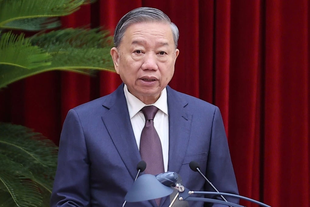 Bộ Chính trị: Cung cấp bộ SGK chung, đến 2030 miễn phí cho tất cả học sinh - 1