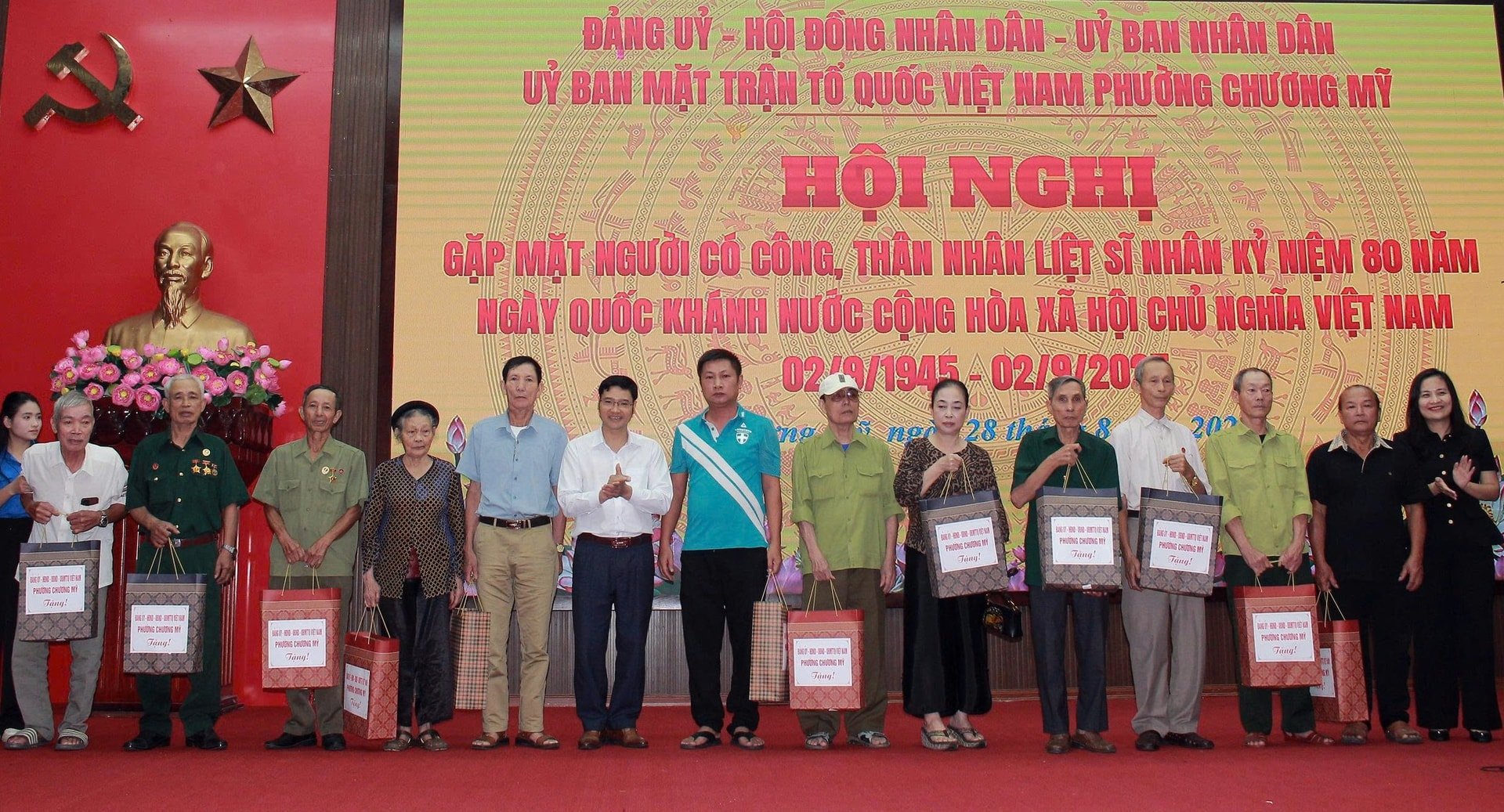 Phường Chương Mỹ: Tri ân người có công, thân nhân liệt sĩ- Ảnh 3.
