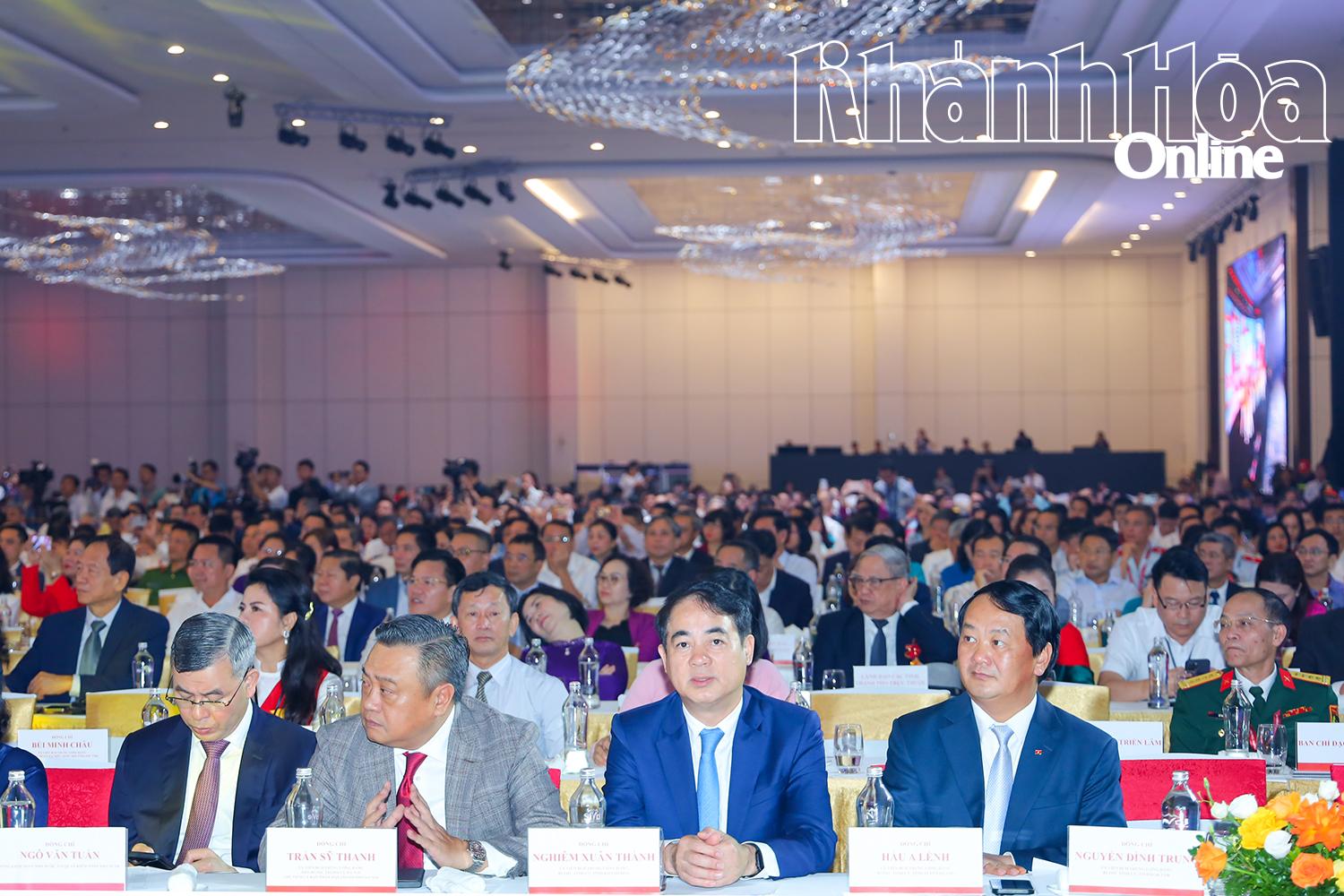 Đồng chí Nghiêm Xuân Thành tham dự Lễ khai mạc Triển lãm thành tựu đất nước nhân dịp kỷ niệm 80 năm ngày Quốc khánh.