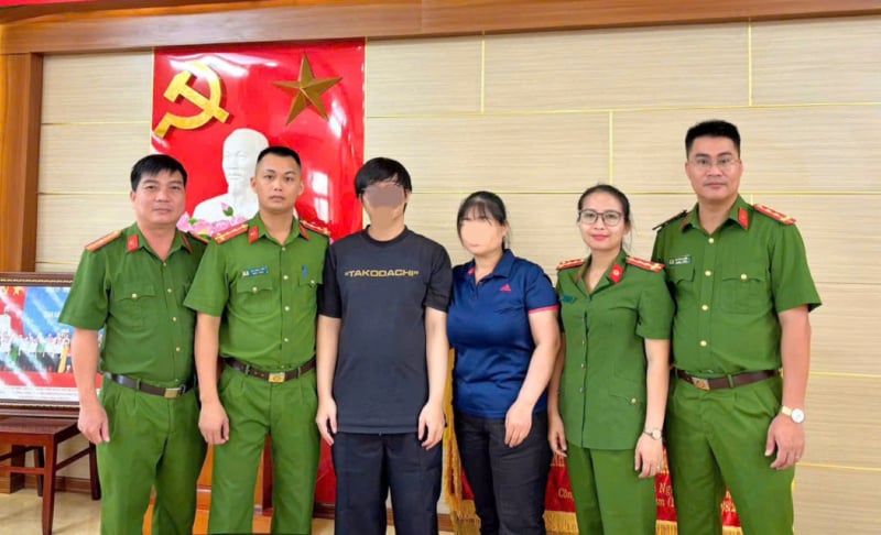 Rescuing an 18-year-old youth in Hai Phong from an “online kidnapping” trap -0