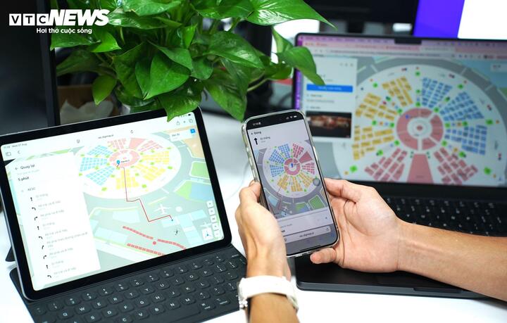 Цифровую картографическую платформу Digimap 3D можно использовать на компьютерах, планшетах и ​​телефонах для поиска информации и указания маршрутов. (Фото: Ки Ань)