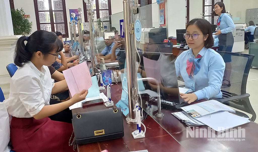 សកម្មភាពប្រតិបត្តិការនៅធនាគារពាណិជ្ជភាគហ៊ុនវៀតណាមរួមសម្រាប់ឧស្សាហកម្ម និងពាណិជ្ជកម្ម - សាខា Ninh Binh ។