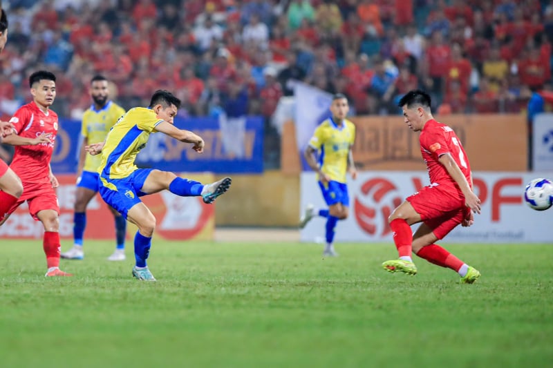 តើអ្នកណាជាអ្នកបង្កើត Hat-trick ដំបូងរបស់ V.league 2025/2026? -0