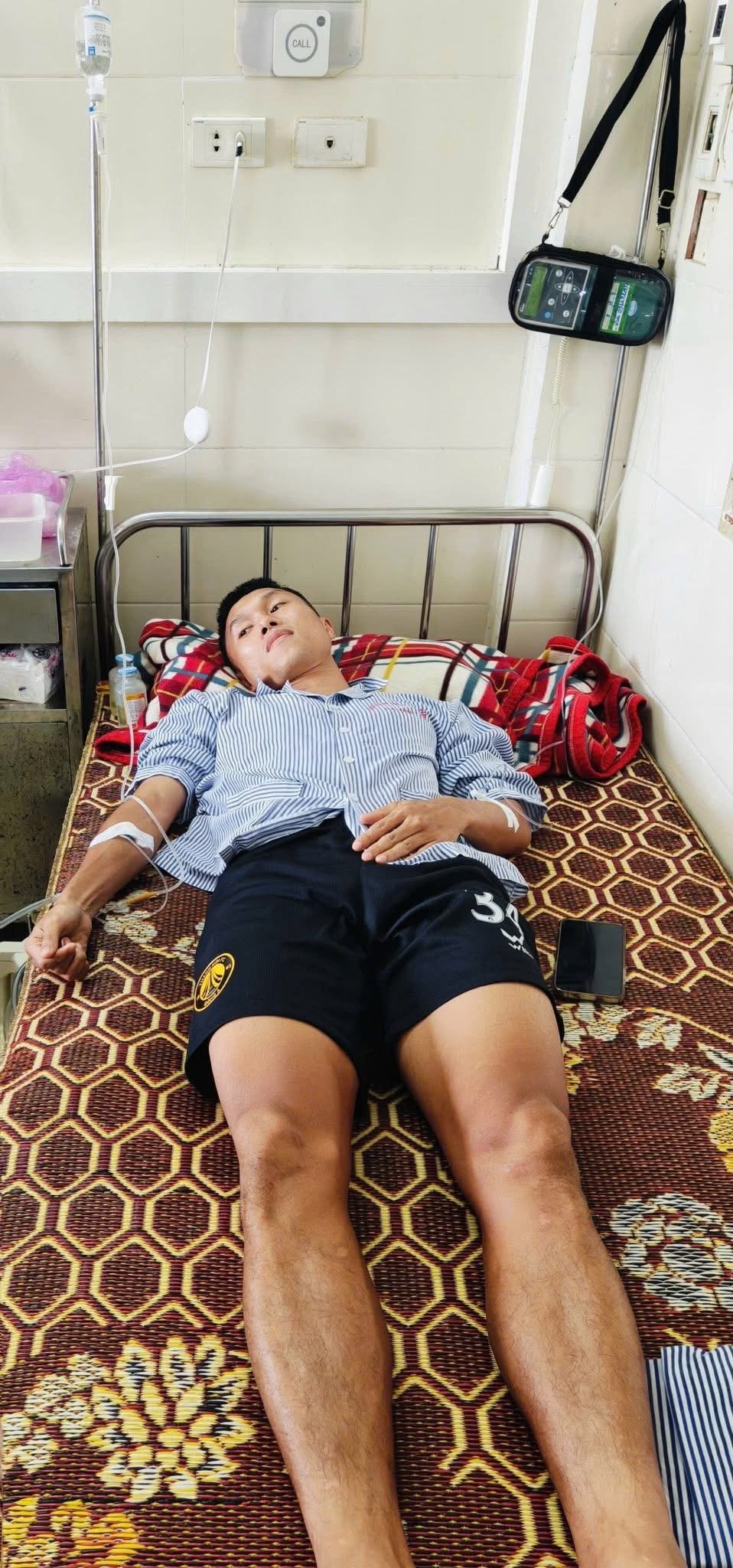 HLV Kim đã biết tin Doãn Ngọc Tân bị gãy xương sườn, chưa gọi người thay thế ở đội tuyển- Ảnh 1.