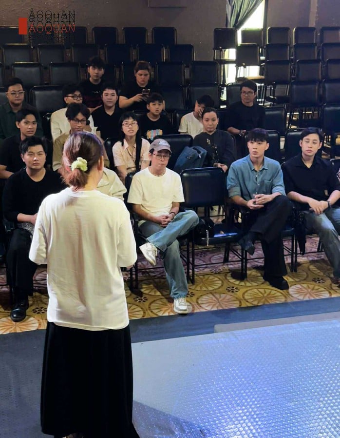 My Uyen と Chinh Ba が実験的な音楽プロジェクト「Illusion」で協力 - 写真 4。