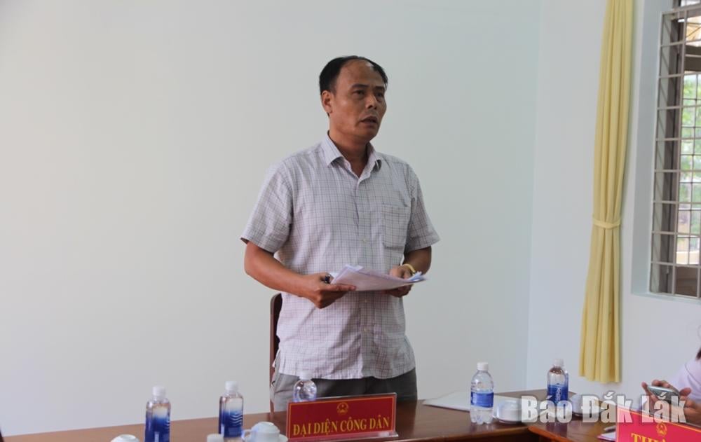 Ông Nguyễn Huy Tịnh trình bày ý kiến tại buổi tiếp công dân.
