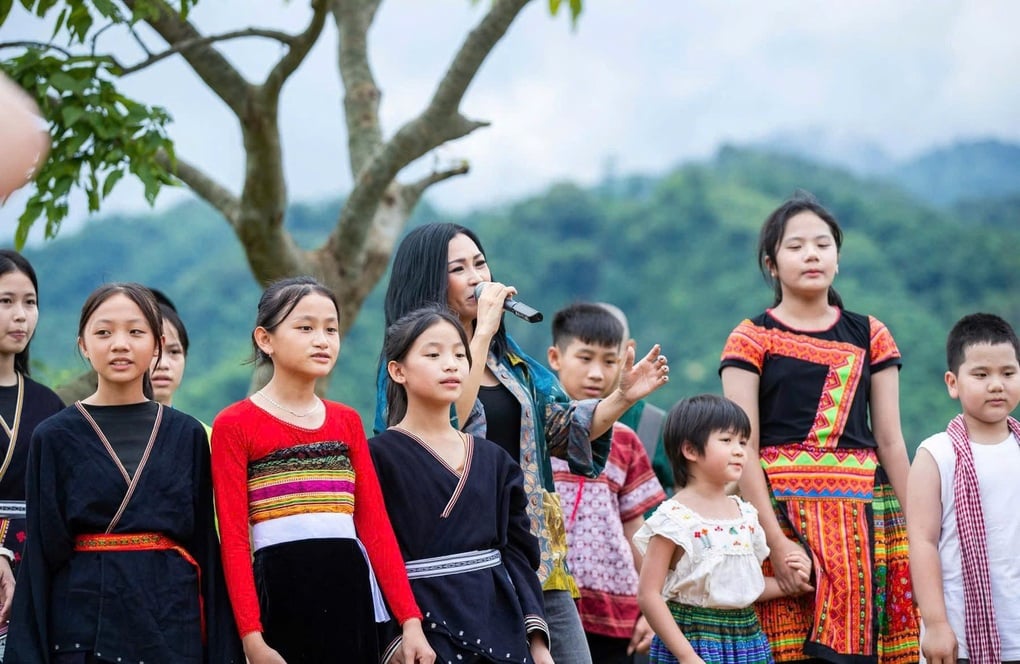 Phương Thanh bắt tay ban nhạc Ngũ Cung hát về nỗi đau, mất mát do thiên tai - 2