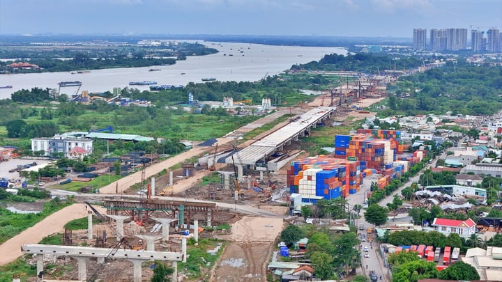 Dự án đường nối xa lộ Hà Nội đến Vành đai 3 được kỳ vọng giải tỏa nút thắt, giảm áp lực giao thông khu Đông TP.HCM. (Ảnh minh họa: Lương Ý)