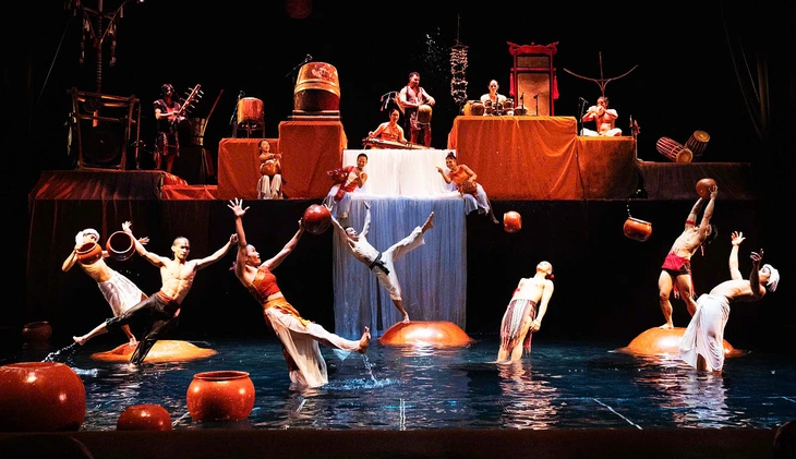 Chum show lần đầu ra mắt Nha Trang - Ảnh 1.