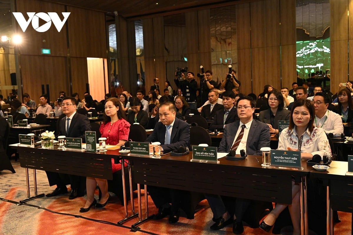Hội thảo quốc tế về “Phát triển nhiên liệu sinh học trong thời kỳ mới - những nhiệm vụ trọng tâm để kiến tạo tương lai nhiên liệu bền vững tại Việt Nam”