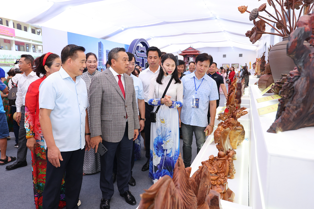 Honoring cultural values, affirming the vision of sustainable development of the Capital - photo 4