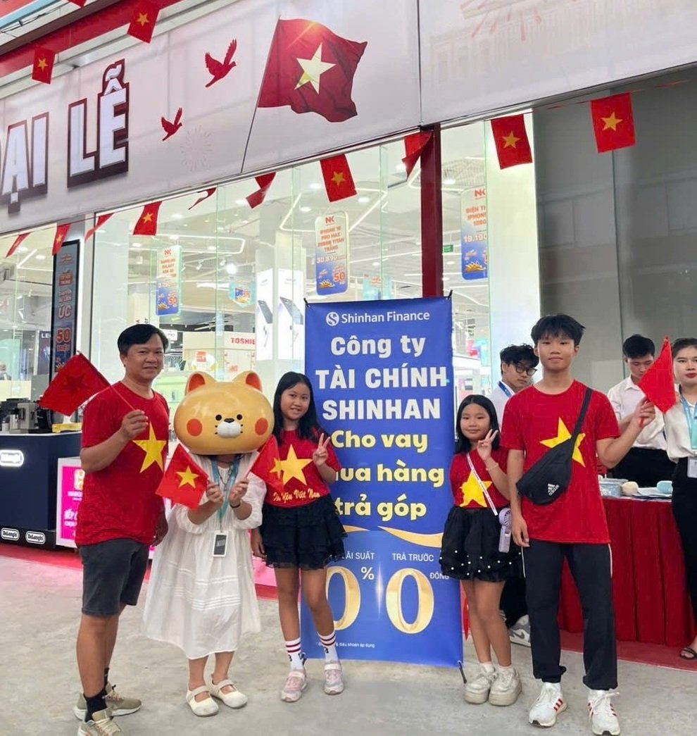 Shinhan Finance - Tiếp bước vươn xa, đồng hành trong đại lễ 80 năm Quốc khánh 2/9 - 2