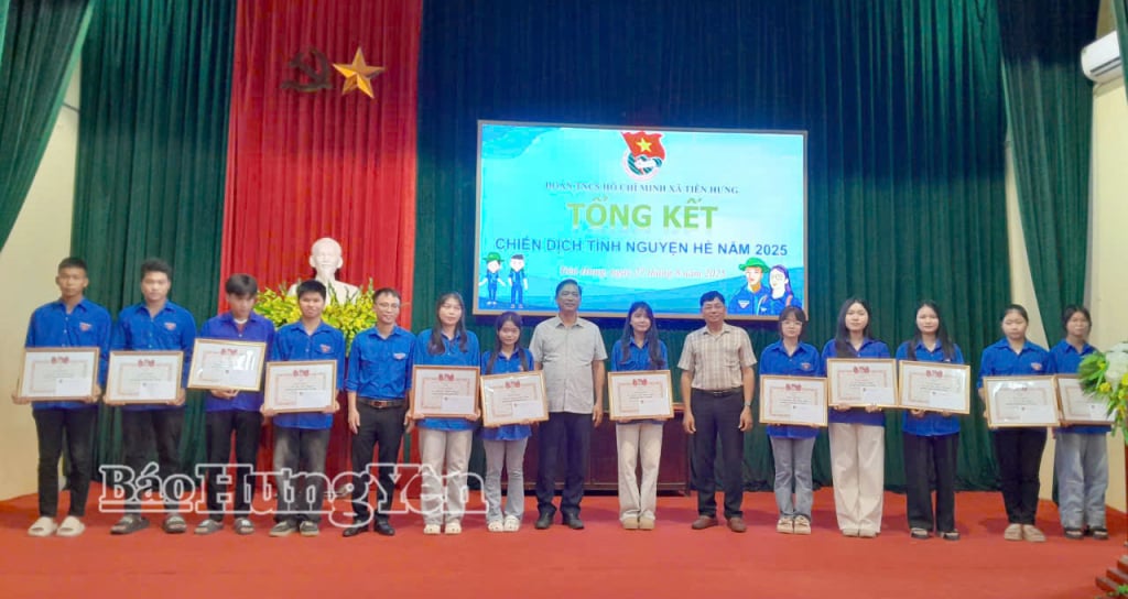 សមាជិកសហជីពដែលមានសមិទ្ធិផលឆ្នើមក្នុងយុទ្ធនាការស្ម័គ្រចិត្តរដូវក្តៅឆ្នាំ 2025 ត្រូវបានផ្តល់រង្វាន់ក្នុងពិធីបិទ។