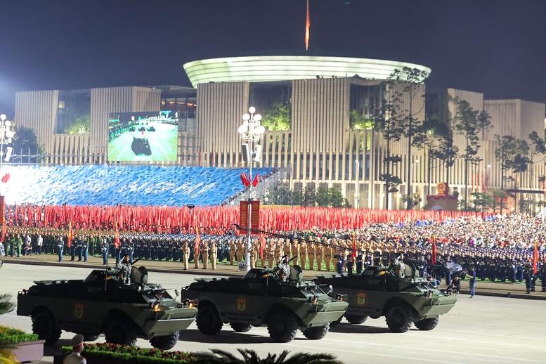 Sơ duyệt Diễu binh, diễu hành A80: Thể hiện khí thế hào hùng, sức mạnh của lực lượng vũ trang nhân dân- Ảnh 11.