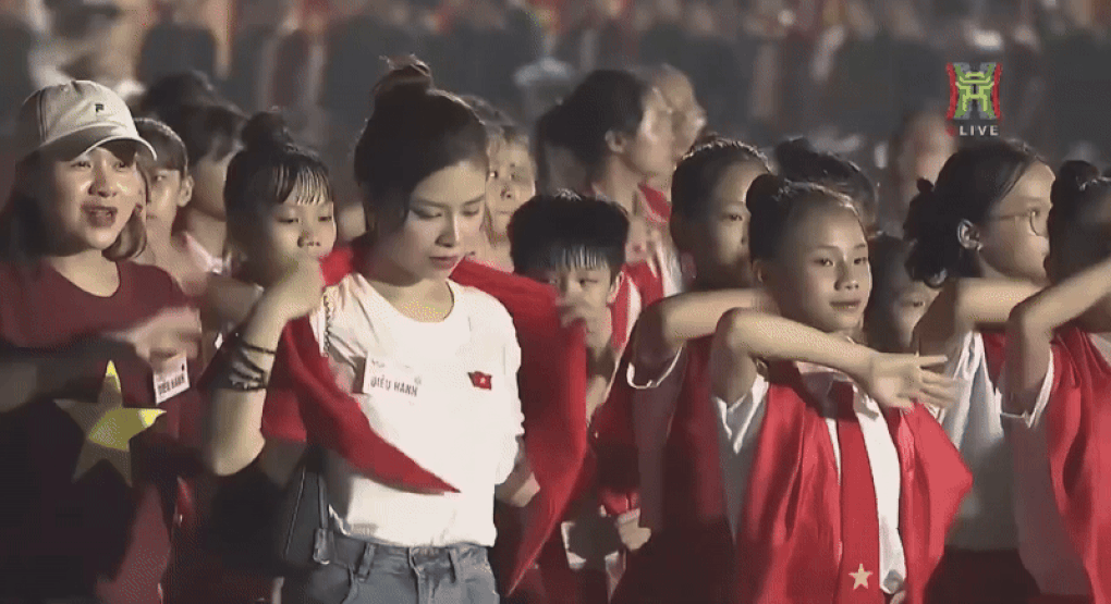 Dương Hoàng Yến nói về khoảnh khắc ngơ ngác khi lạc vào khối thiếu nhi - 1
