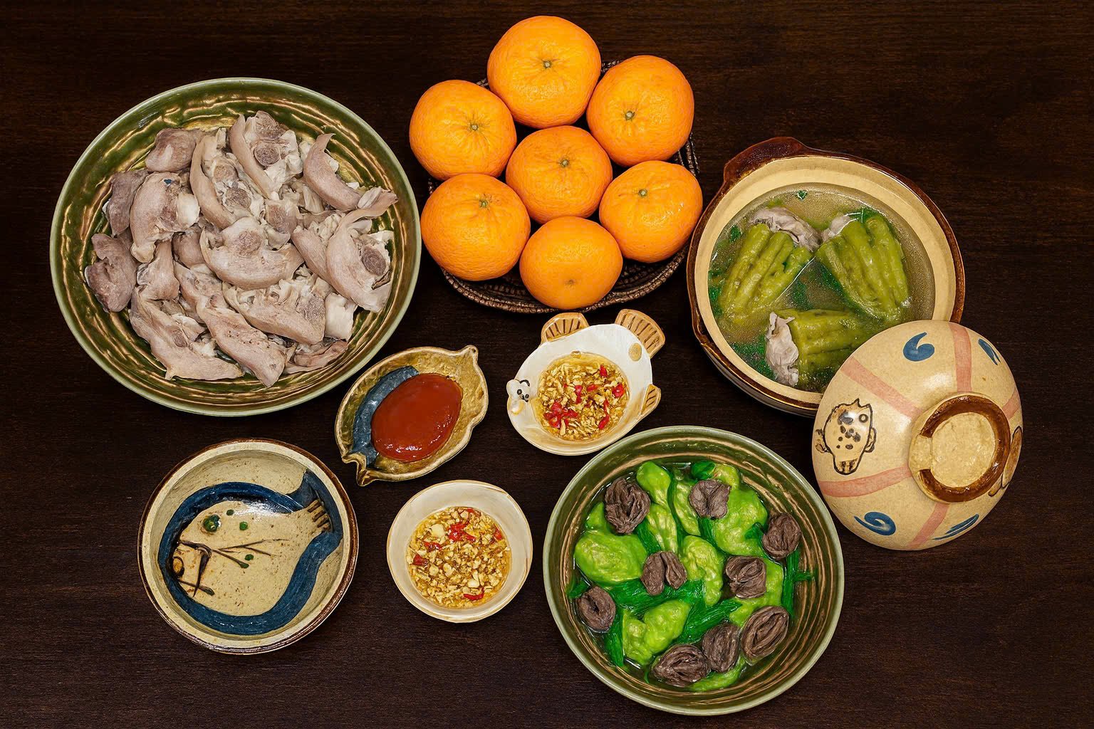 Mâm cơm gia đình - Ảnh 1.