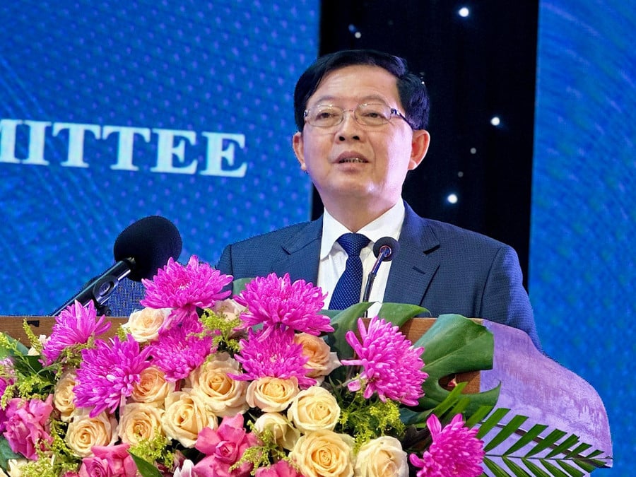 dong-chi-ho-quoc-dung-uy-vien-ban-chap-hanh-trung-uong-dang-bi-thu-tinh-uy-phat-bieu-be-mac-hoi-nghi-anh-ha-duy.jpg