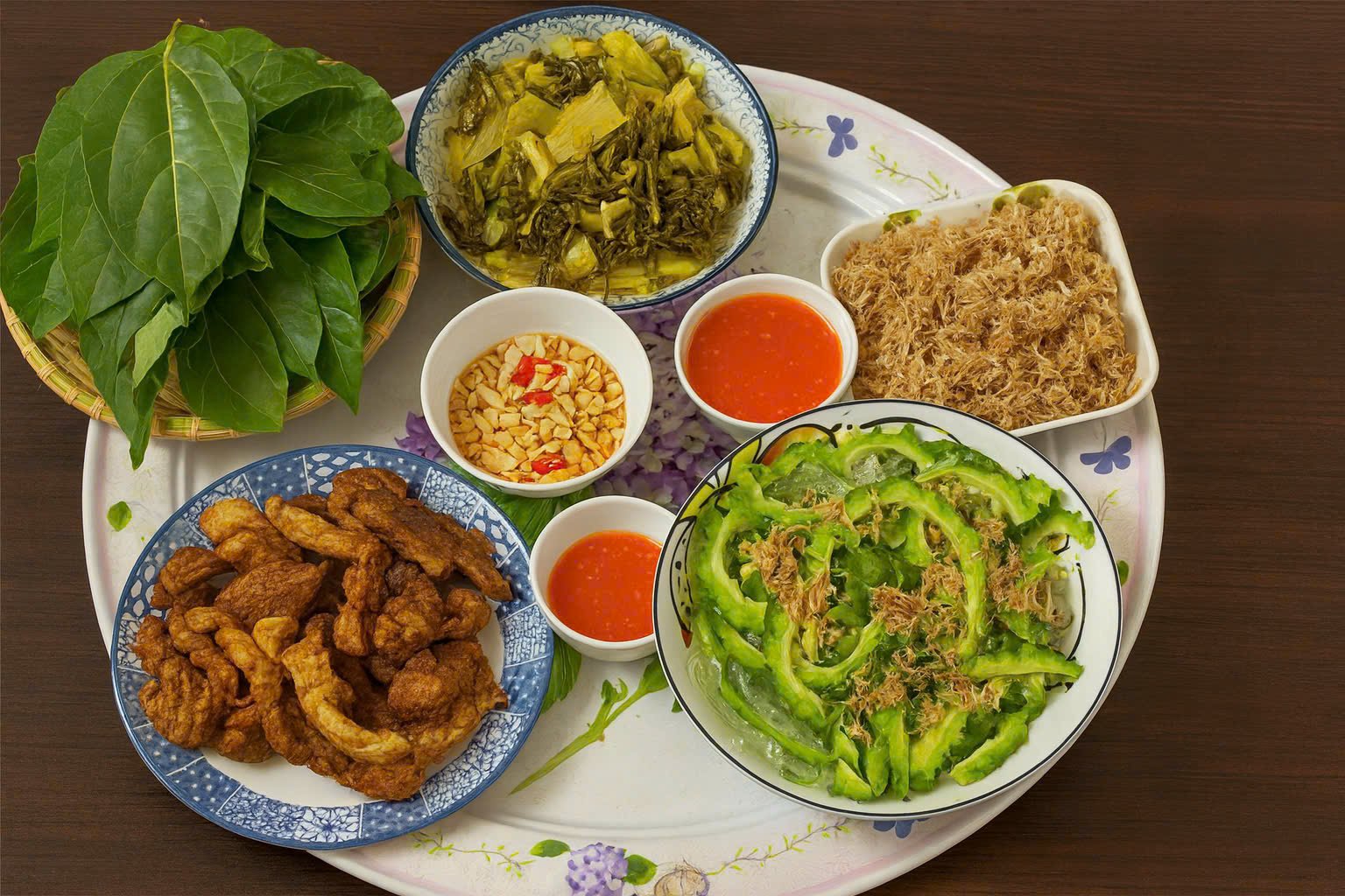 Mâm cơm gia đình - Ảnh 33.