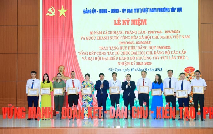 Phường Tây Tựu kỷ niệm 80 năm Cách mạng tháng Tám và Quốc khánh 2/9- Ảnh 10.