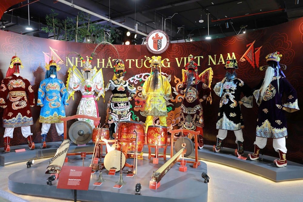 ឧស្សាហកម្មវប្បធម៌ភ្លឺនៅក្នុងពិព័រណ៍សមិទ្ធិផលជាតិ - រូបភាពនៃ 80 ឆ្នាំនៃការច្នៃប្រឌិតនិងការច្នៃប្រឌិត - រូបថត 19