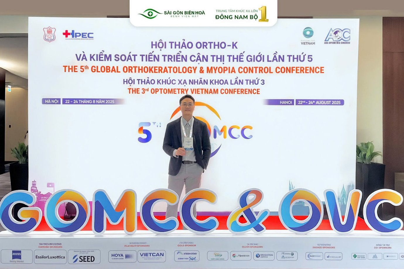 ThS.BS Lê Thái Minh Hiếu tại Hội thảo Ortho-K & Kiểm soát tiến triển cận thị thế giới lần thứ 5 và Hội thảo Khúc xạ nhãn khoa Việt Nam lần thứ 3.