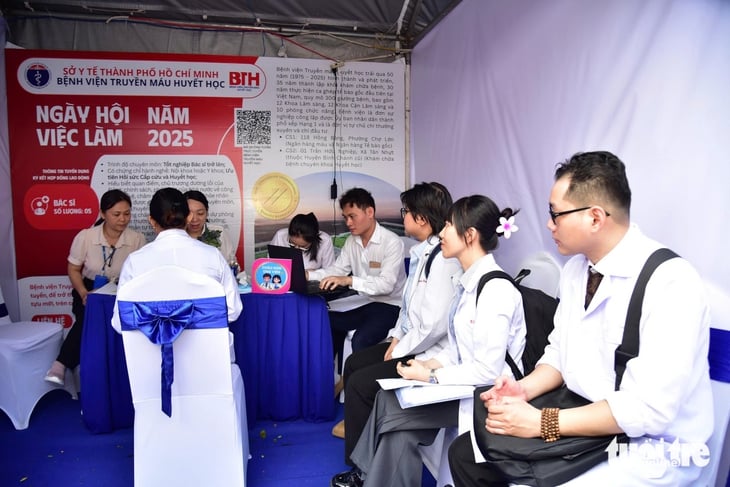 bác sĩ - Ảnh 7.