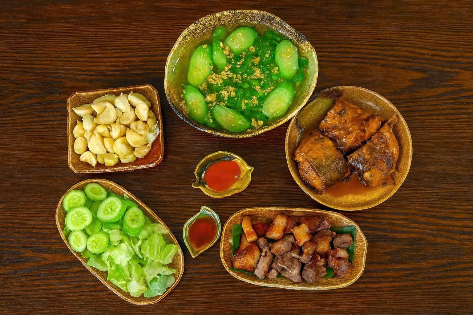 Mâm cơm gia đình - Ảnh 27.