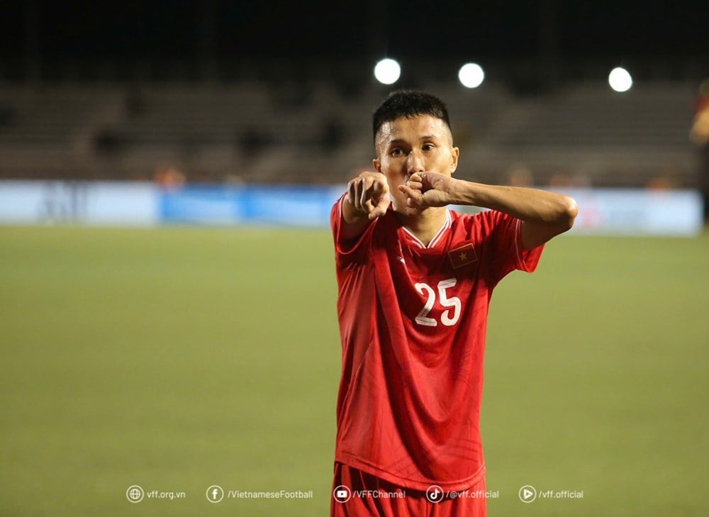 តក់ស្លុត V.League៖ Ngoc Tan បាក់ឆ្អឹង Dong A Thanh Hoa បាត់បង់កីឡាករសំខាន់ ៣ ខែ - រូបថត ១
