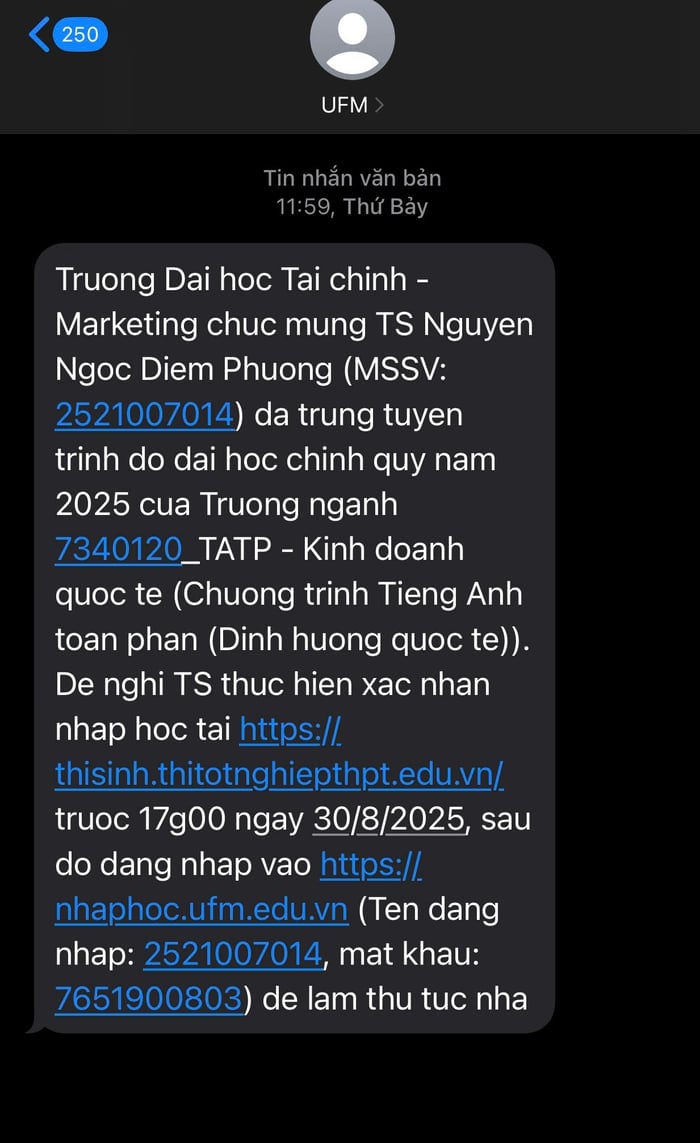 Nữ sinh lo lắng khi kết quả xét tuyển đại học đang đậu thành trượt- Ảnh 2.
