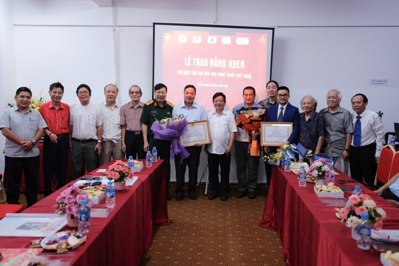 Nhà nghiên cứu bắt tay cùng 300 doanh nghiệp tìm giải pháp chuyển đổi số và phát triển văn hoá đọc -0